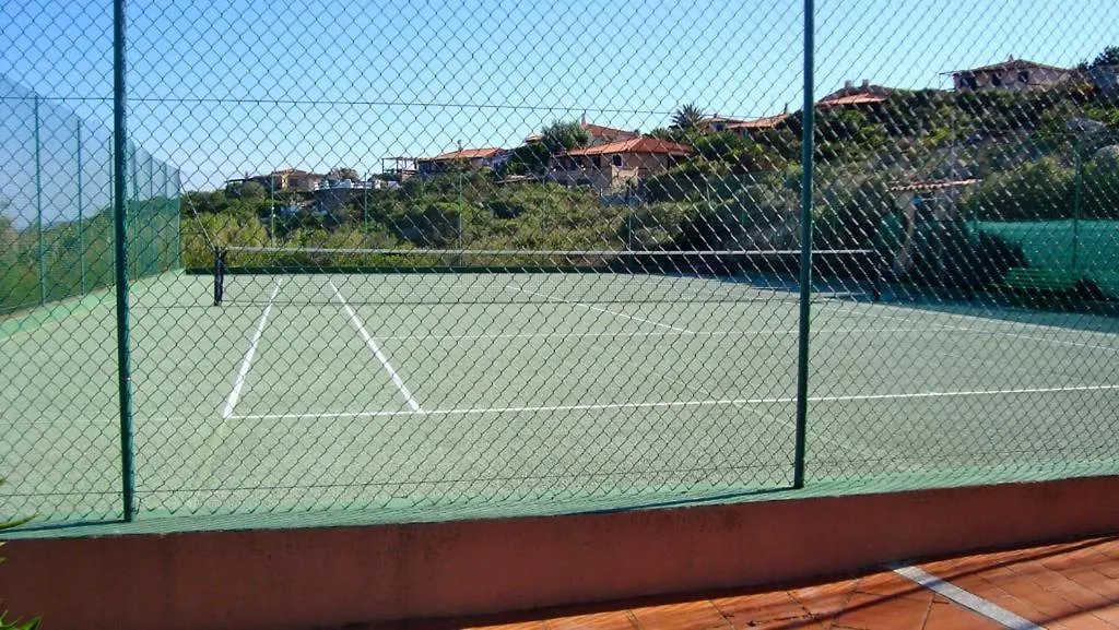 Casa vacanze Villa Casa Mughetto R5055 Seafront, Private Sea Access, Swimming Pool La Maddalena  Italia