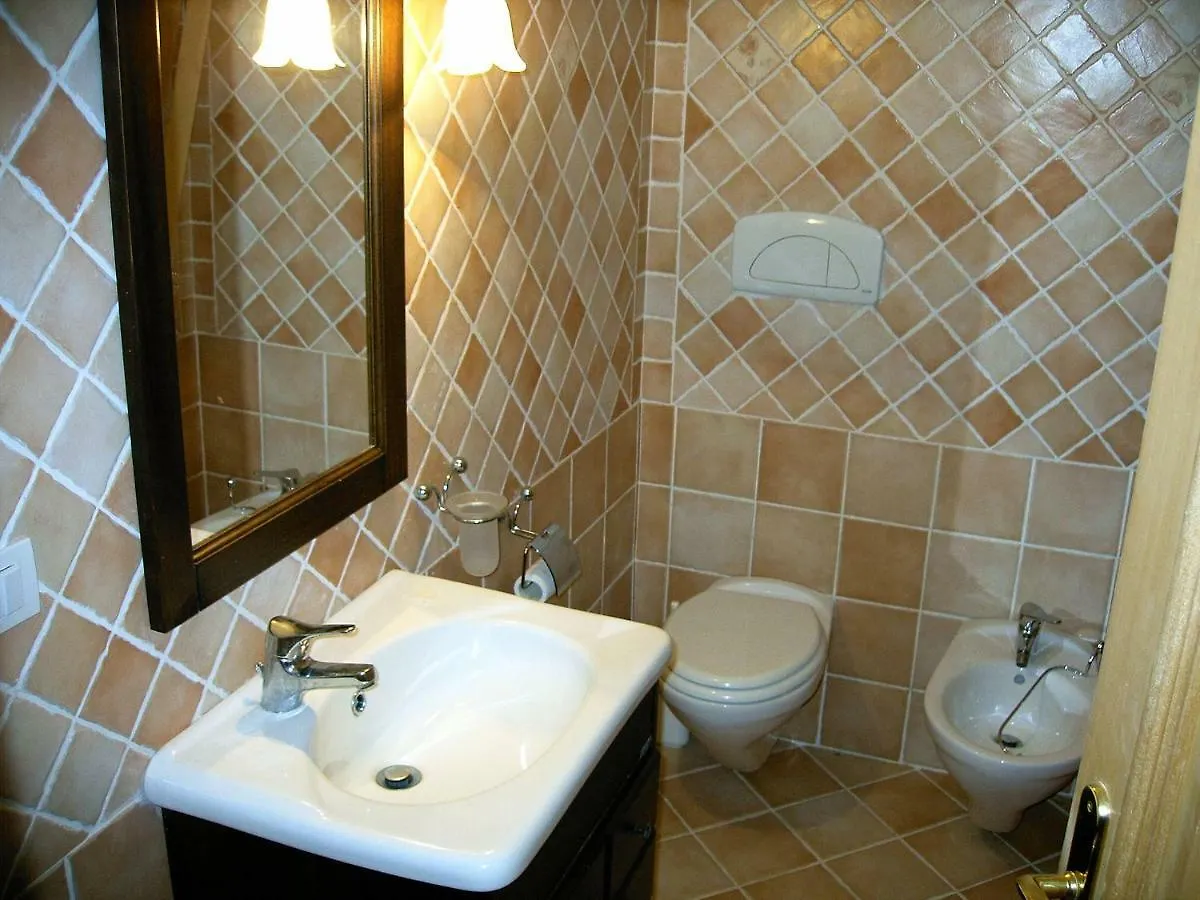 Casa vacanze Villa Casa Mughetto R5055 Seafront, Private Sea Access, Swimming Pool La Maddalena  Italia